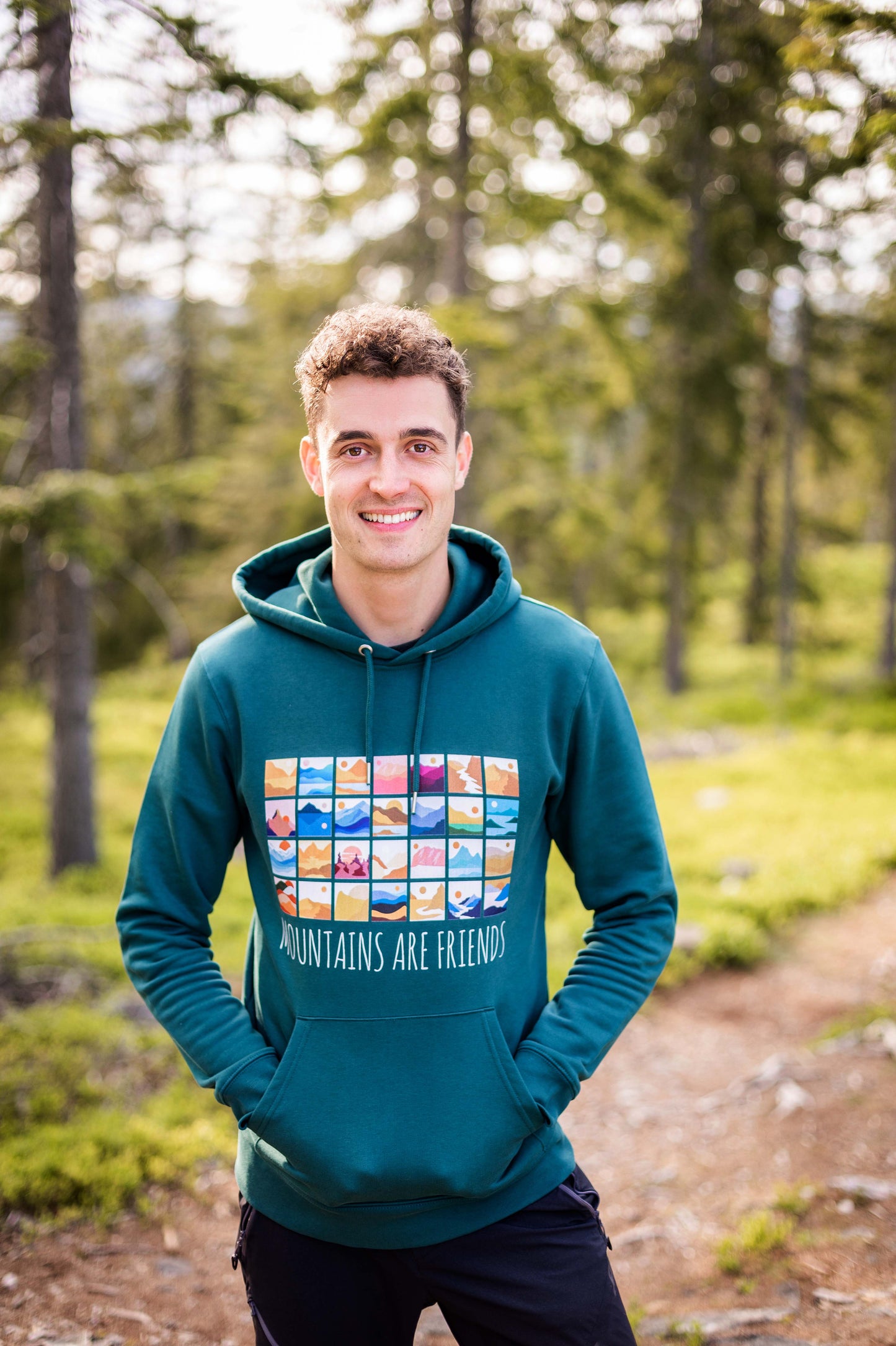 MOUNTAINS ARE FRIENDS  - UNISEX PREMIUM ORGANIC HOODIE